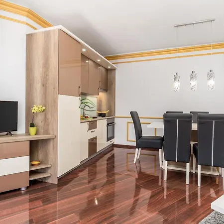 Apartmán All For You - With A Swimming Pool Opatija